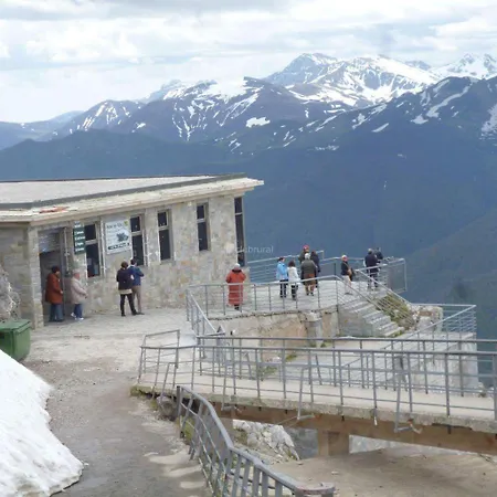 Poco Trigo En * Potes